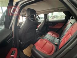 جاگوار F-Pace